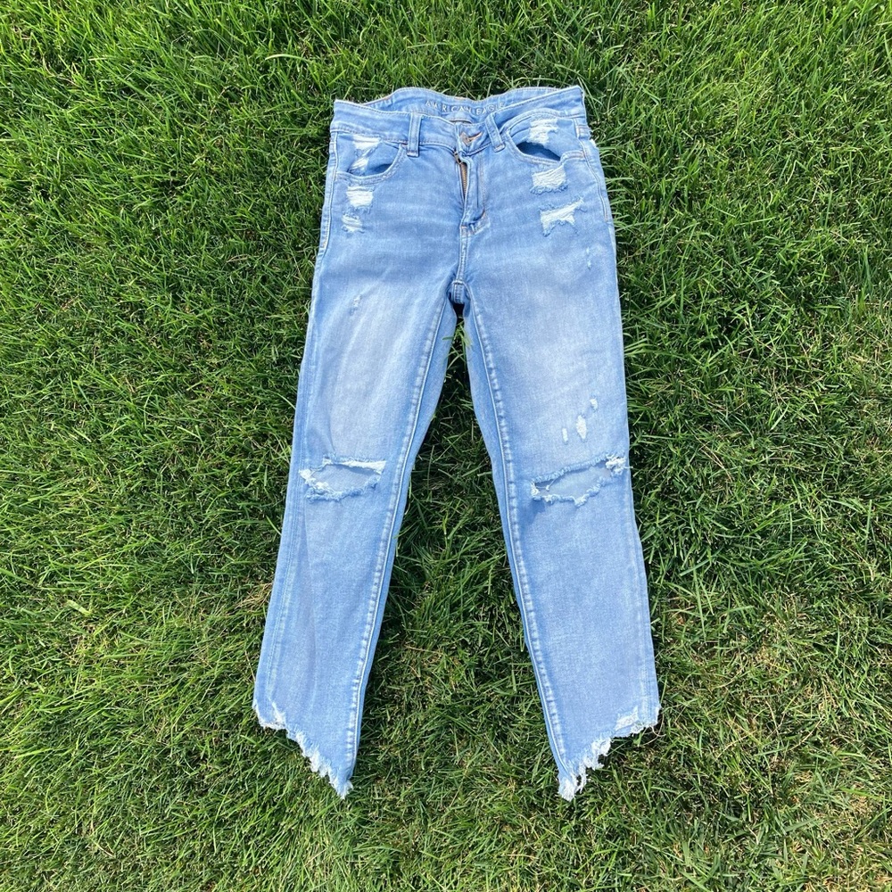 American eagle distressed jeans